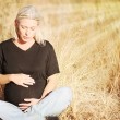 W ciąży latem – na co uważać?
