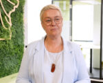 Hałas w szkołach to wciąż duży problem. Coraz więcej placówek jest wyposażanych w kabiny akustyczne