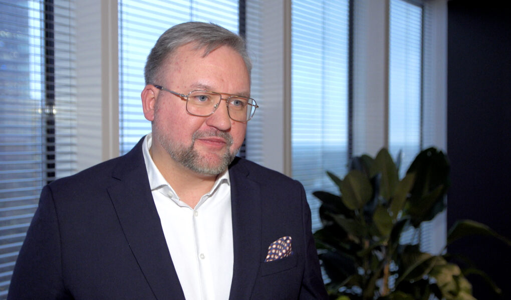 samsung-wallet-foto1 Cyfrowe portfele zyskują na popularności. Polacy chętnie płacą zbliżeniowo smartfonem czy zegarkiem