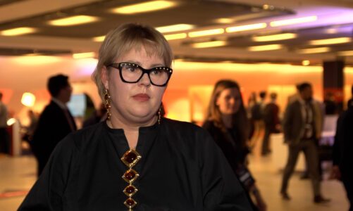 Bursztyn jest uważany za produkt luksusowy głównie za granicą. Polscy producenci wygrywają jakością i designem